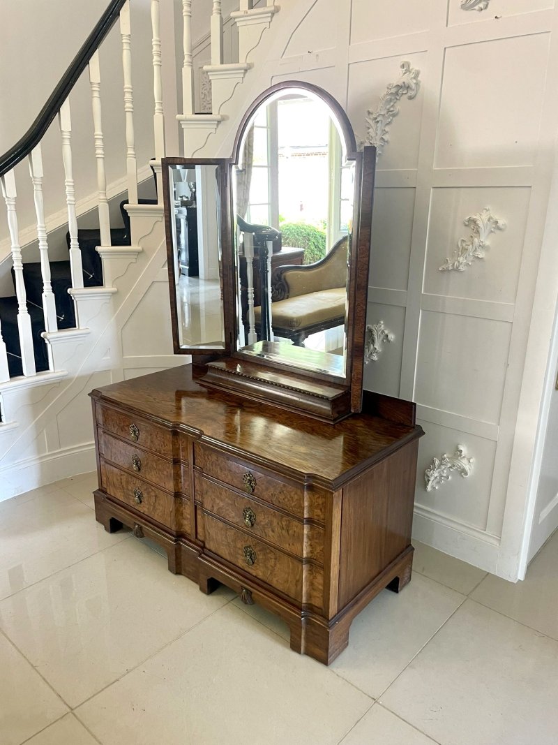 Outstanding Quality Antique Burr Walnut Dressing Table - Image 3